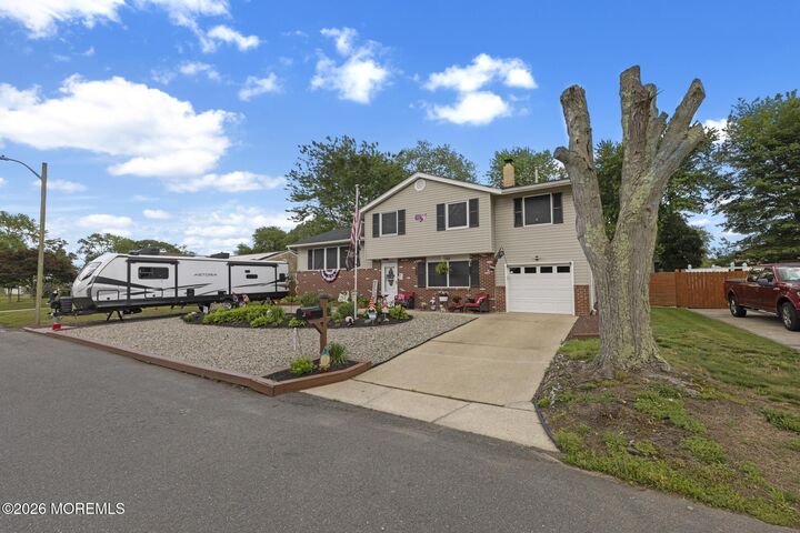 Property Photo:  107 Boulder Lake Drive  NJ 08087 