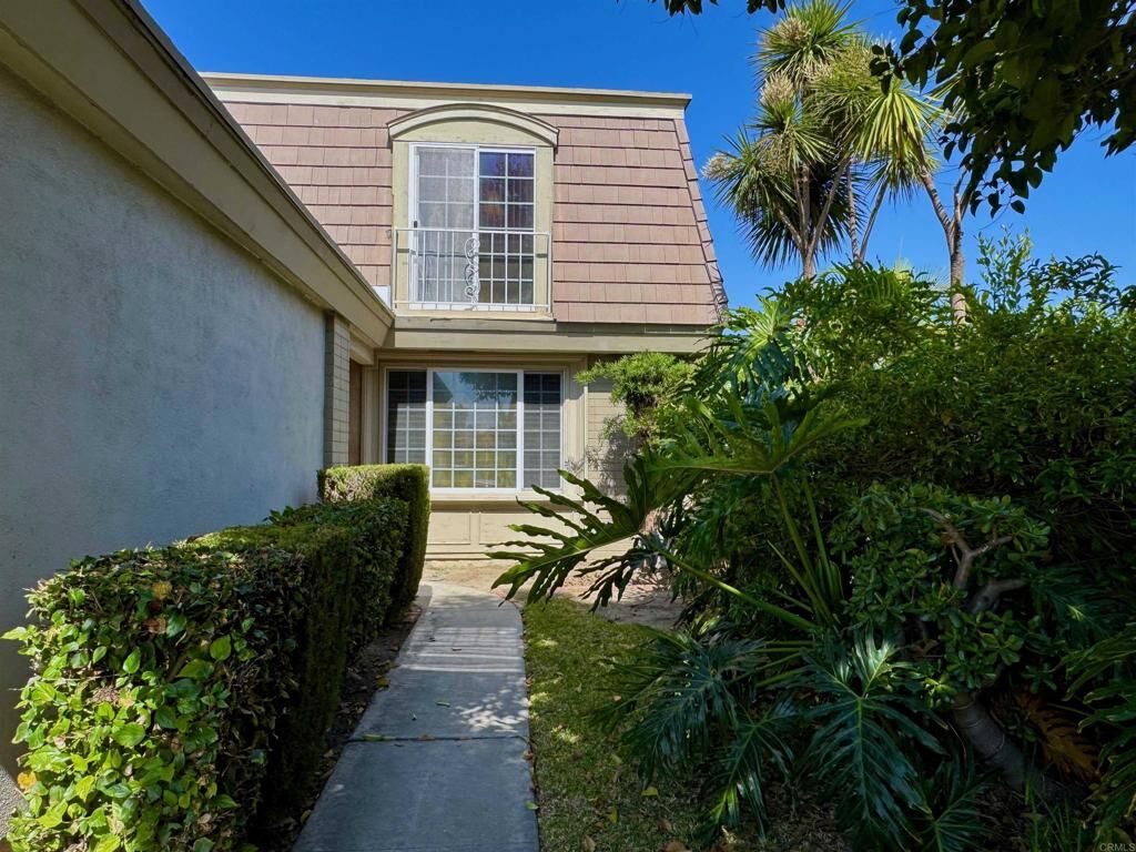 Property Photo: 13545 Caravel Place CA 90703