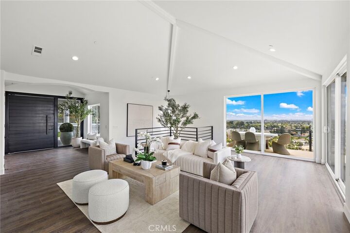 Property Photo: 12336 Circula Panorama CA 92705