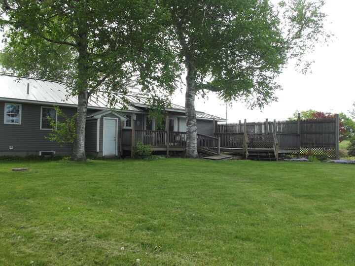 Property Photo:  225 Skowhegan  ME 04937 