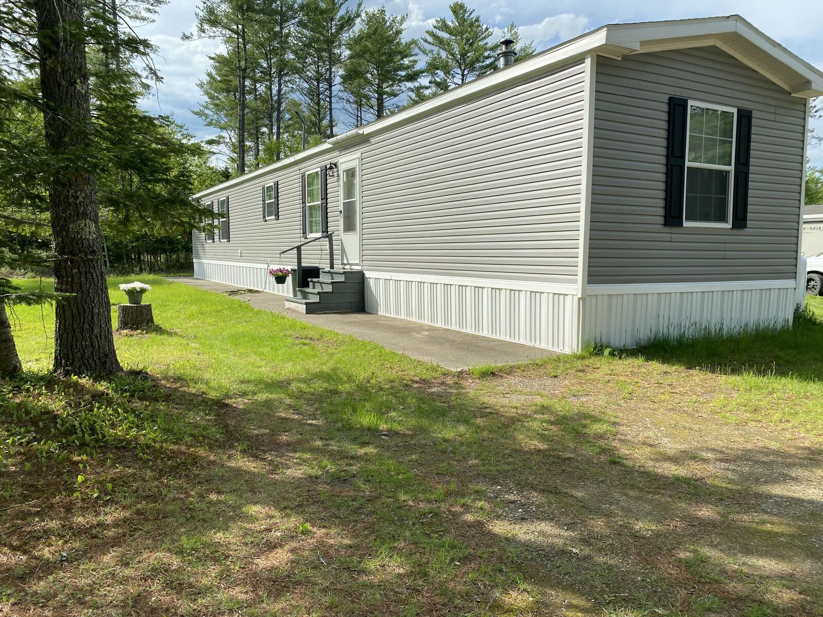 Property Photo: 9 Lucas Drive ME 04941