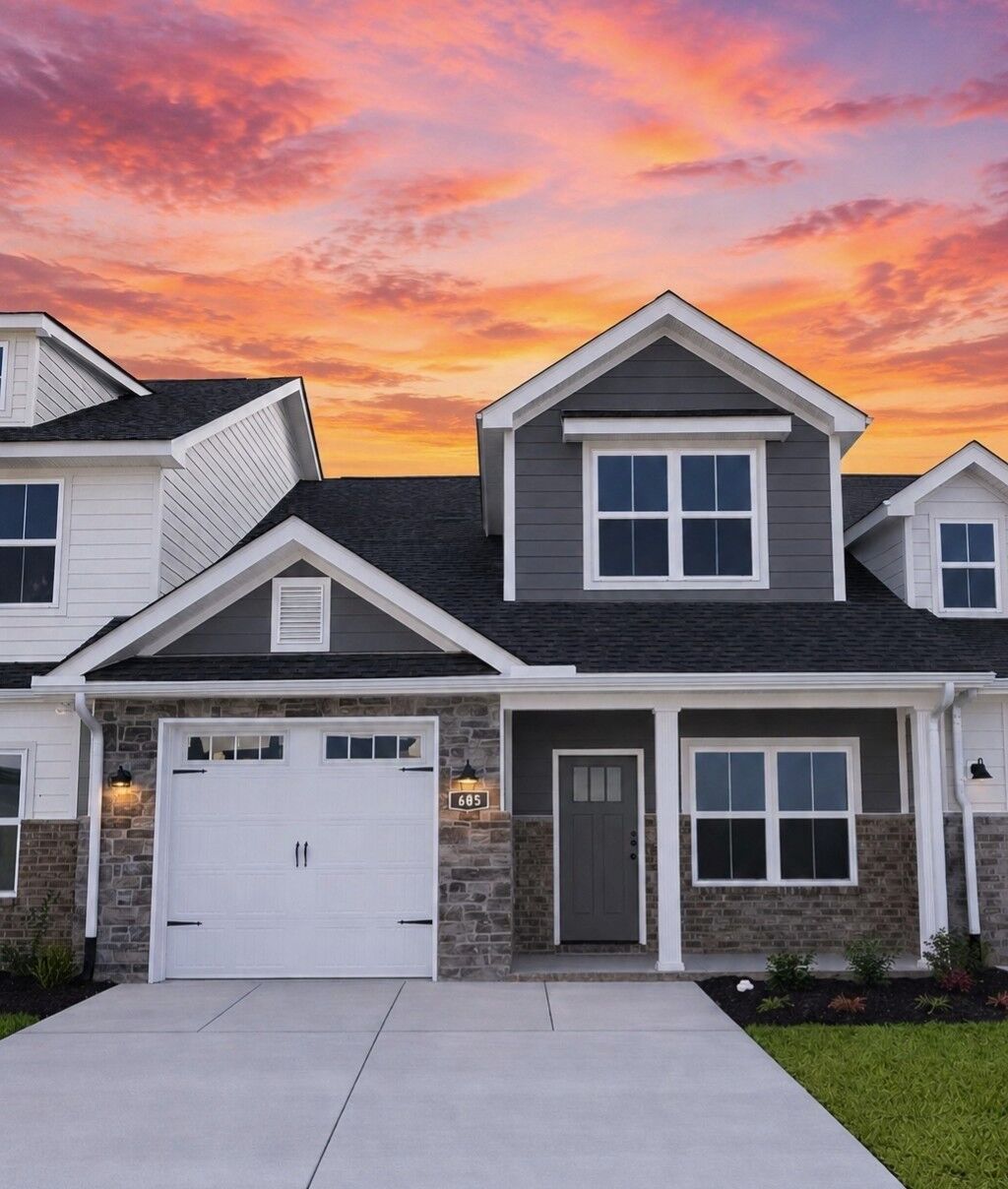 Property Photo: 605 Rohan Drive TN 37129