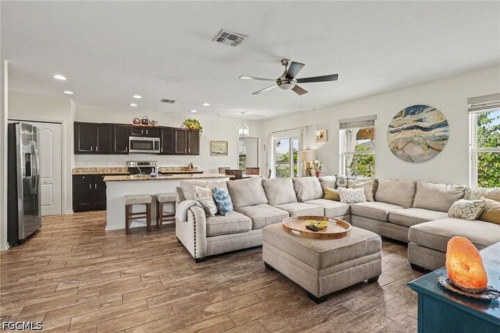 Property Photo:  1810 NW 13th Street  FL 33993 