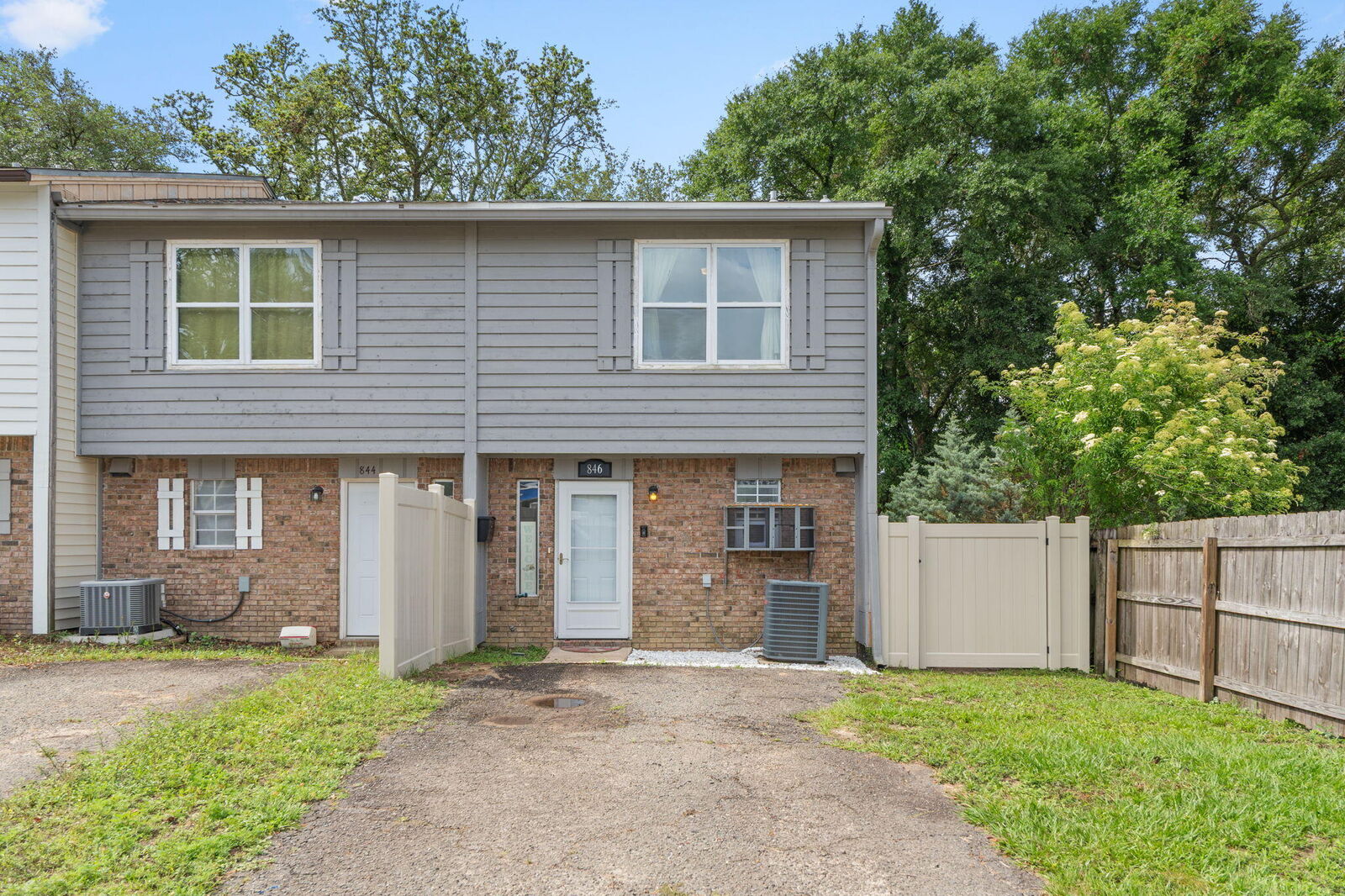 Property Photo:  846 Shadow Lane  FL 32547 