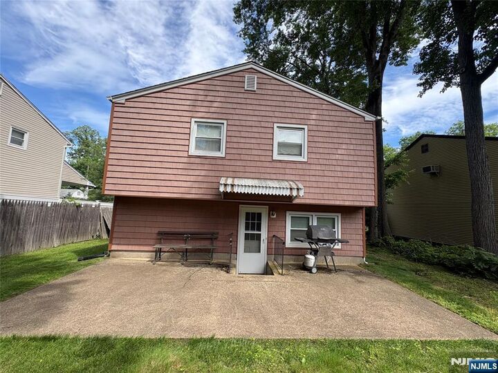 Property Photo:  26 Pavonia Avenue  NJ 07630 