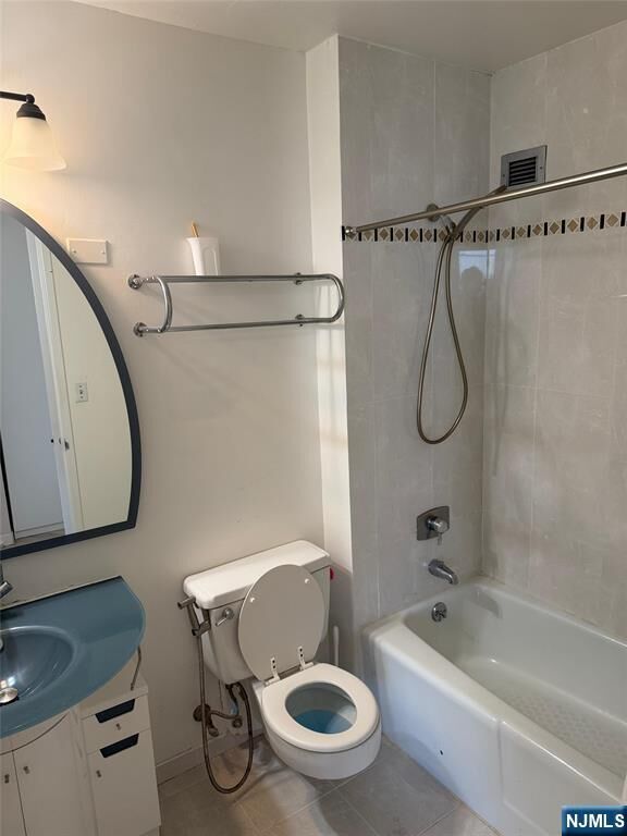 Property Photo: 7000 Boulevard East 38 G NJ 07093