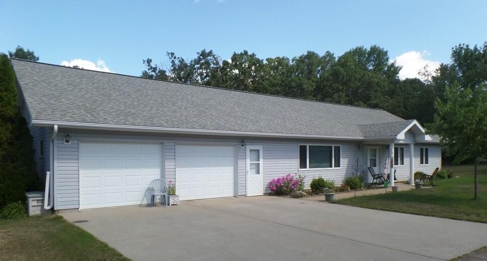 Property Photo:  45161 County Highway 8  MN 56573 