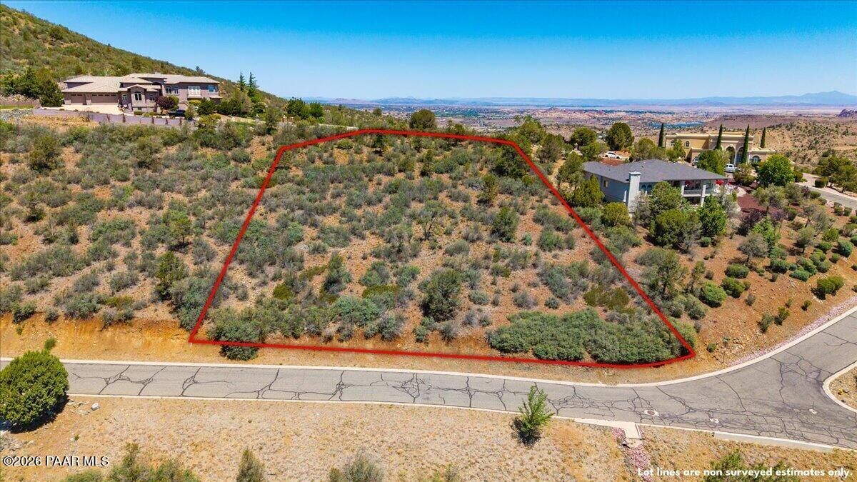 Property Photo: 2735 Whispering Way Circle AZ 86303