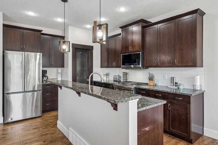 Property Photo: 45 Mahogany Terrace SE AB T3M 0R5