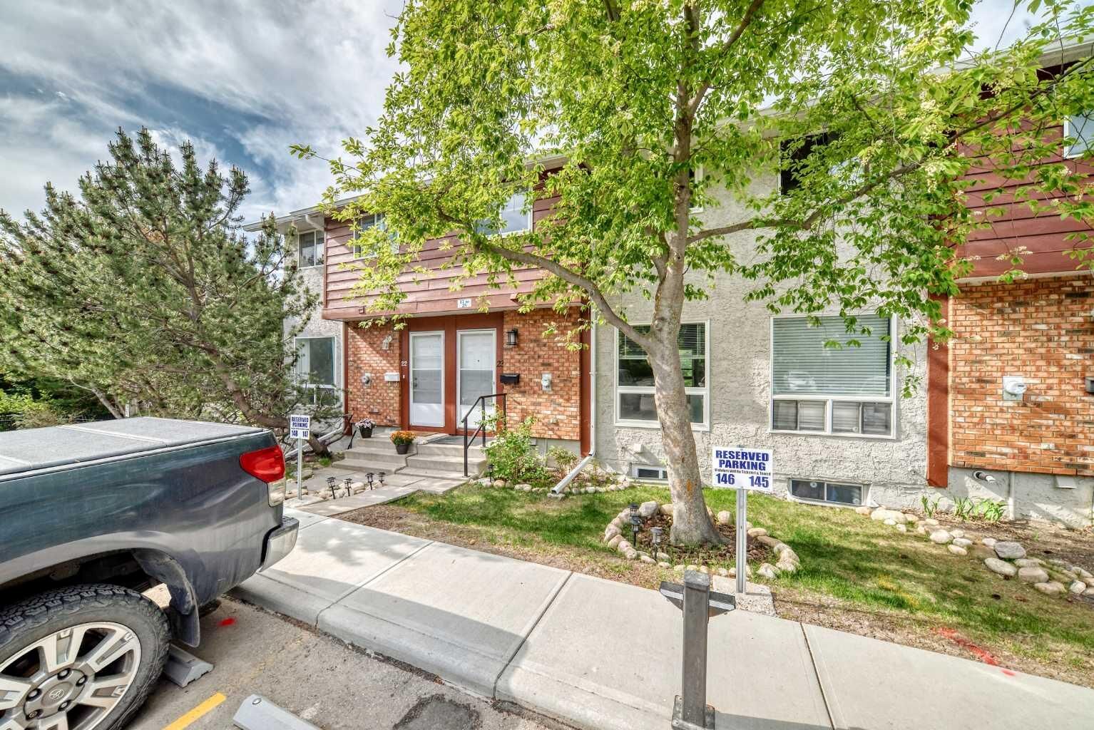 Photo de la propriété:  6915 Ranchview Drive NW 23  AB T3G 1R8 