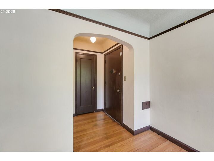 Property Photo:  2436 NE Ainsworth St  OR 97211 