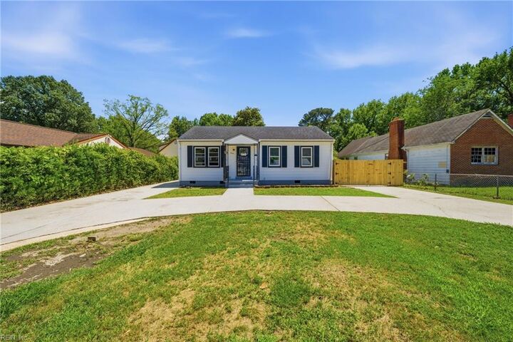 Property Photo:  2241 Tennessee Dr  VA 23323 