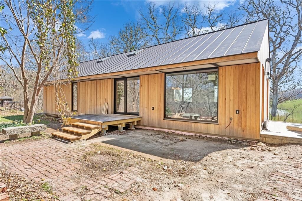 Property Photo: 2717 Commodore Oliver Hazard Perry Highway RI 02879
