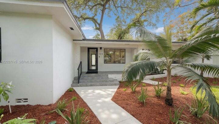 Property Photo: 1414 Messina Ave FL 33134