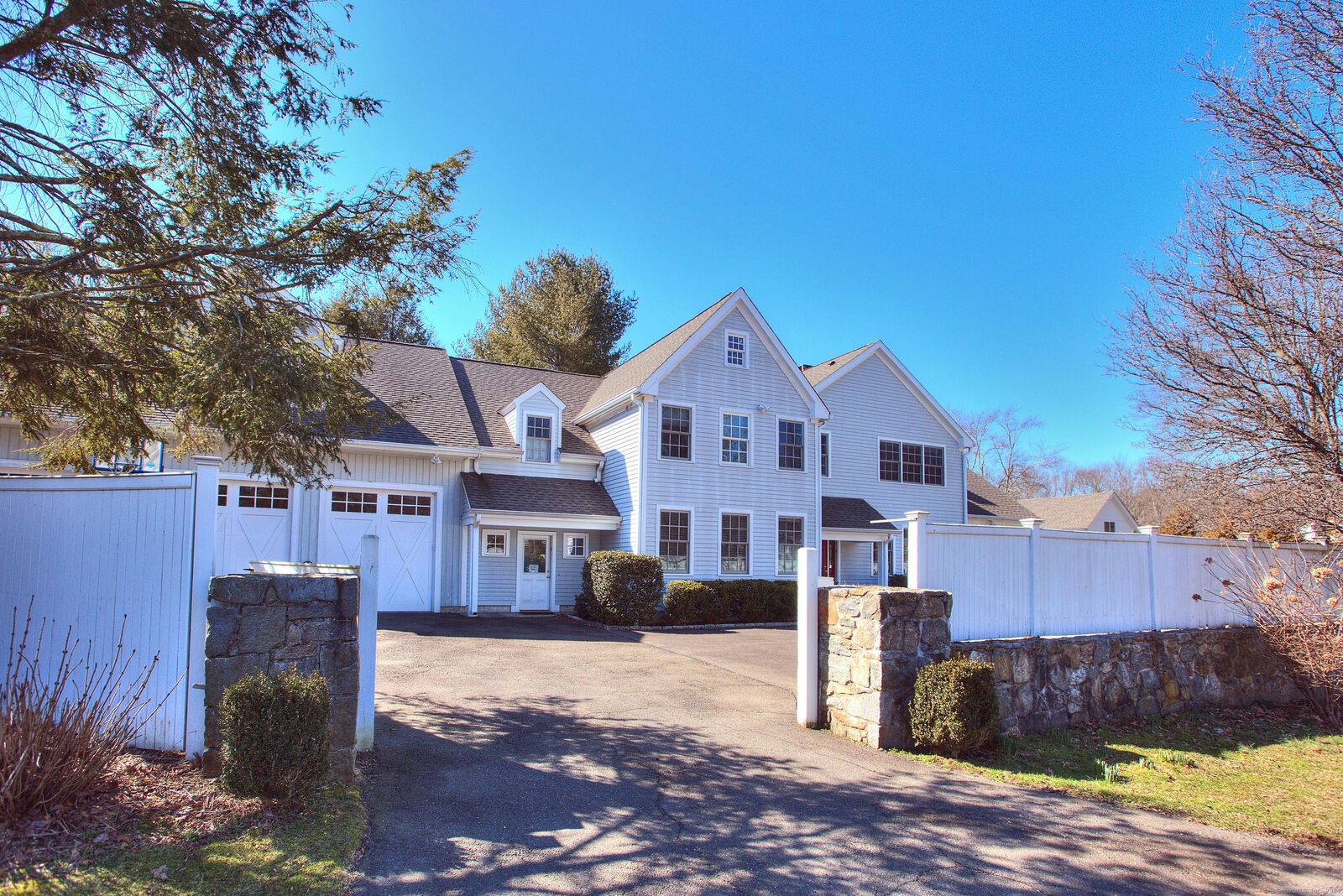 Property Photo: 1 Vineyard Lane CT 06880