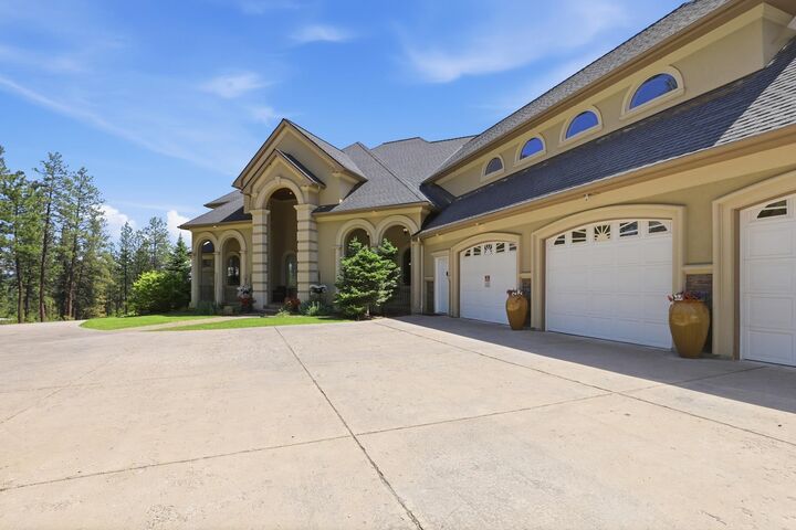 Property Photo:  5004 S Buell Ln  WA 99224 