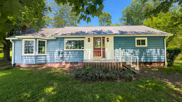 Property Photo:  1450 Maine Ave.  OH 45692 