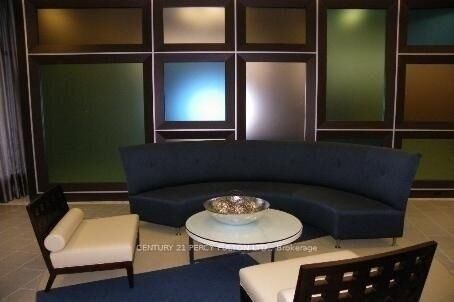Property Photo:  5791 Yonge Street 1803  ON M2M 0A8 