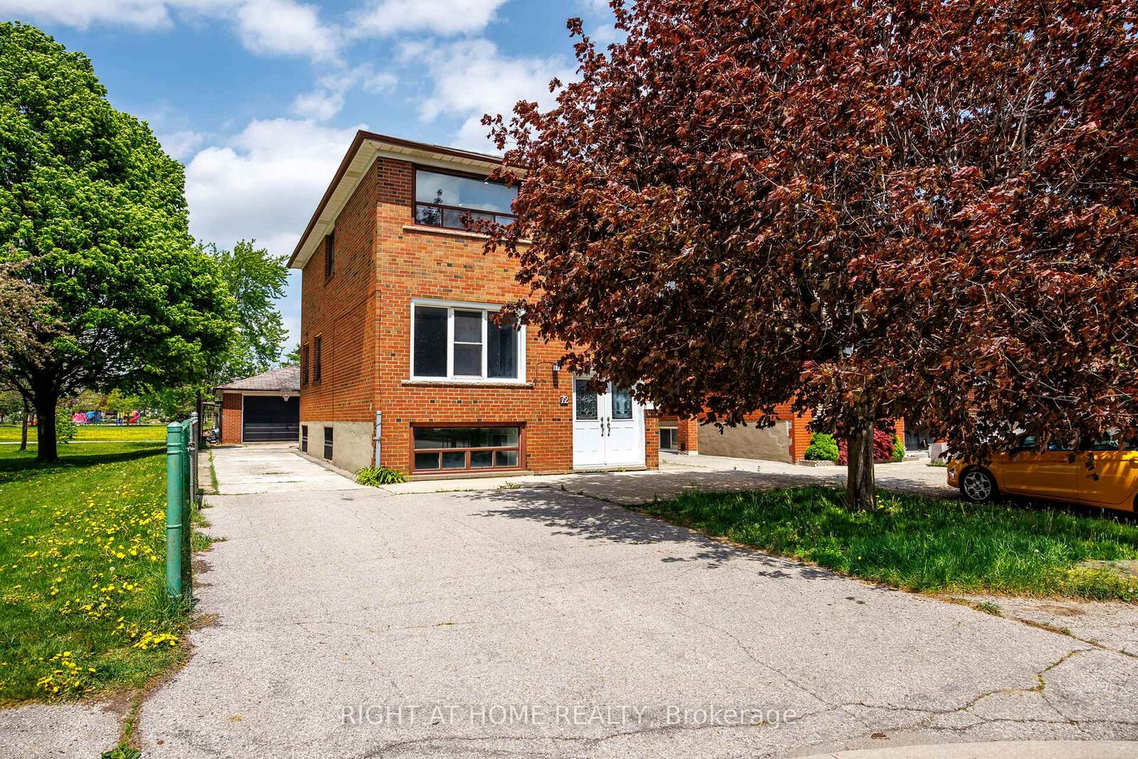 Property Photo: 72 Katherine Road ON M3K 1J4