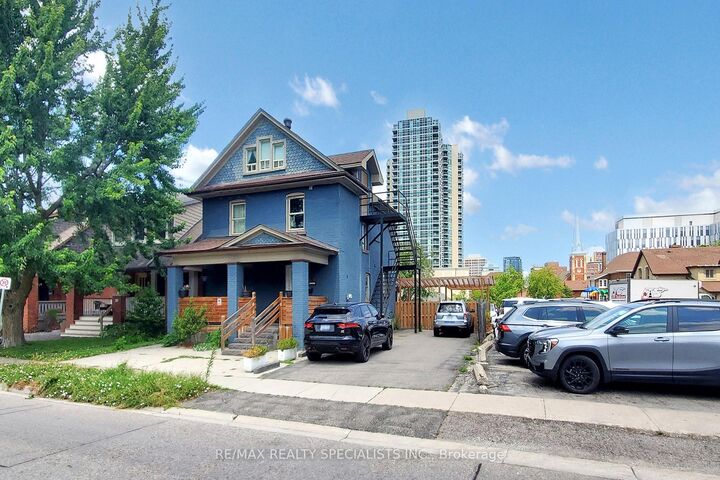 8 Mill Street N — photo 1