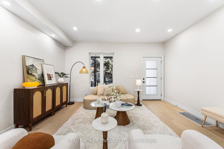 Property Photo: 806 Gladstone Avenue ON M6H 3J6