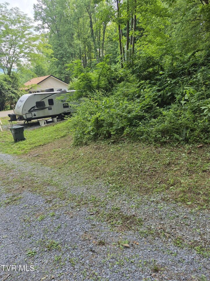 Property Photo:  134 Thomas And Webb Road  TN 37604 