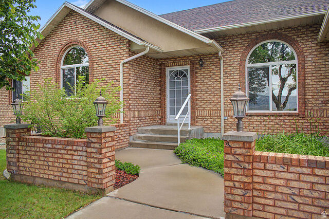 Property Photo: 805 S 300 E UT 84627