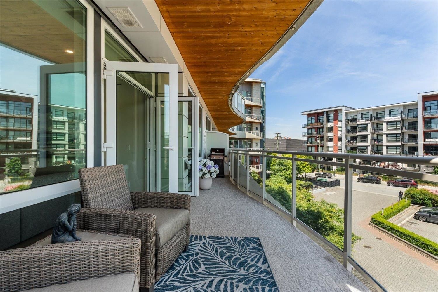 Property Photo: 20416 Park Avenue 304 BC V3A 0N2