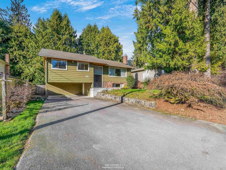 Property Photo: 1110 Lodge Road BC V7R 1W8