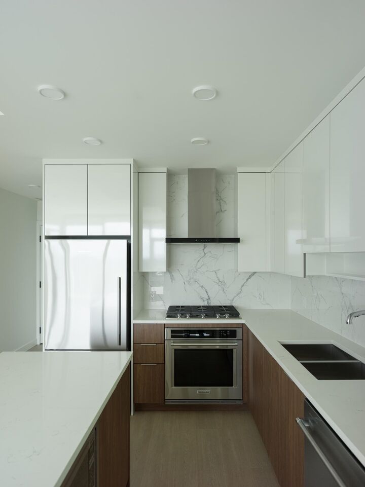 Property Photo: 699 Whiting Way 2101 BC V3J 0N7