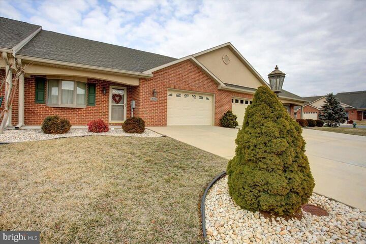 Property Photo: 19446 Sapphire Drive MD 21742