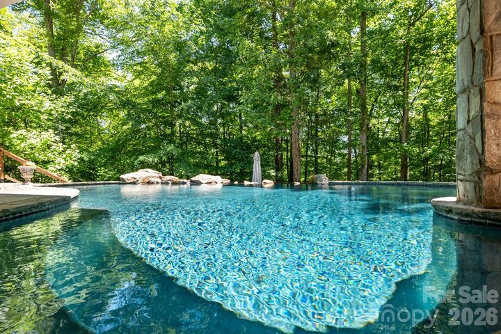 Property Photo:  1090 N Saunders Drive  NC 28609 