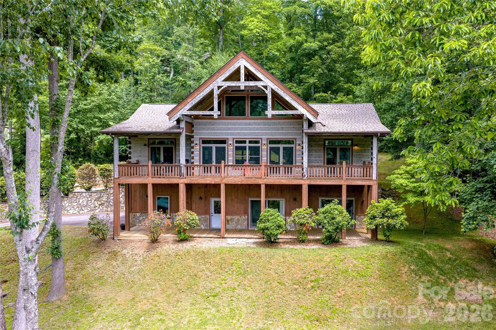 Property Photo: 170 Cradling Cove NC 28785
