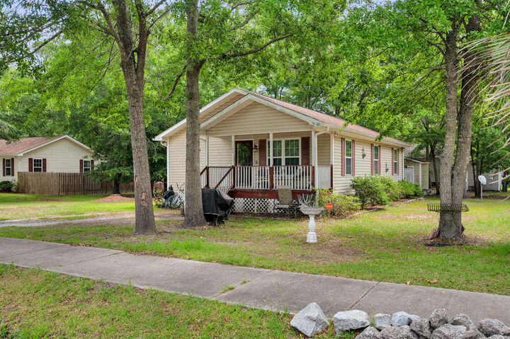 Property Photo:  1104 Revelation Court  SC 29455 