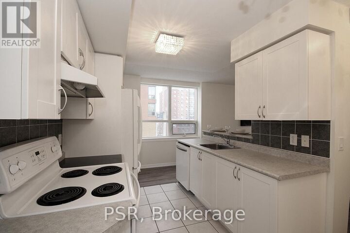 Property Photo:  4 Elsinore Path 404  ON M8V 4G7 