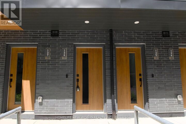 Property Photo: 69 Curlew Drive 136 ON M3A 2P8