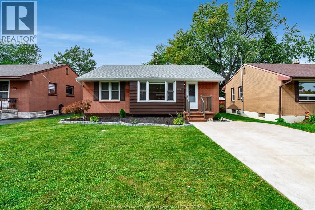 Property Photo: 1342 Marlborough Boulevard ON N9C 1Y7