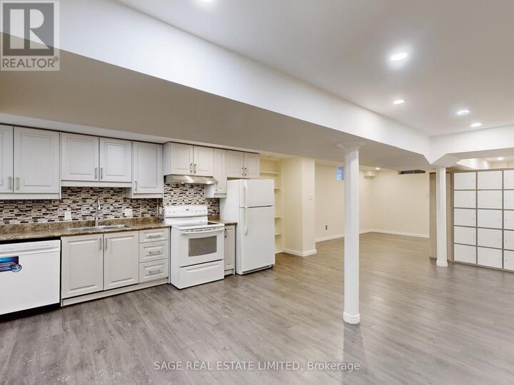 Property Photo:  64 Durness Avenue Basement  ON M1B 4W3 