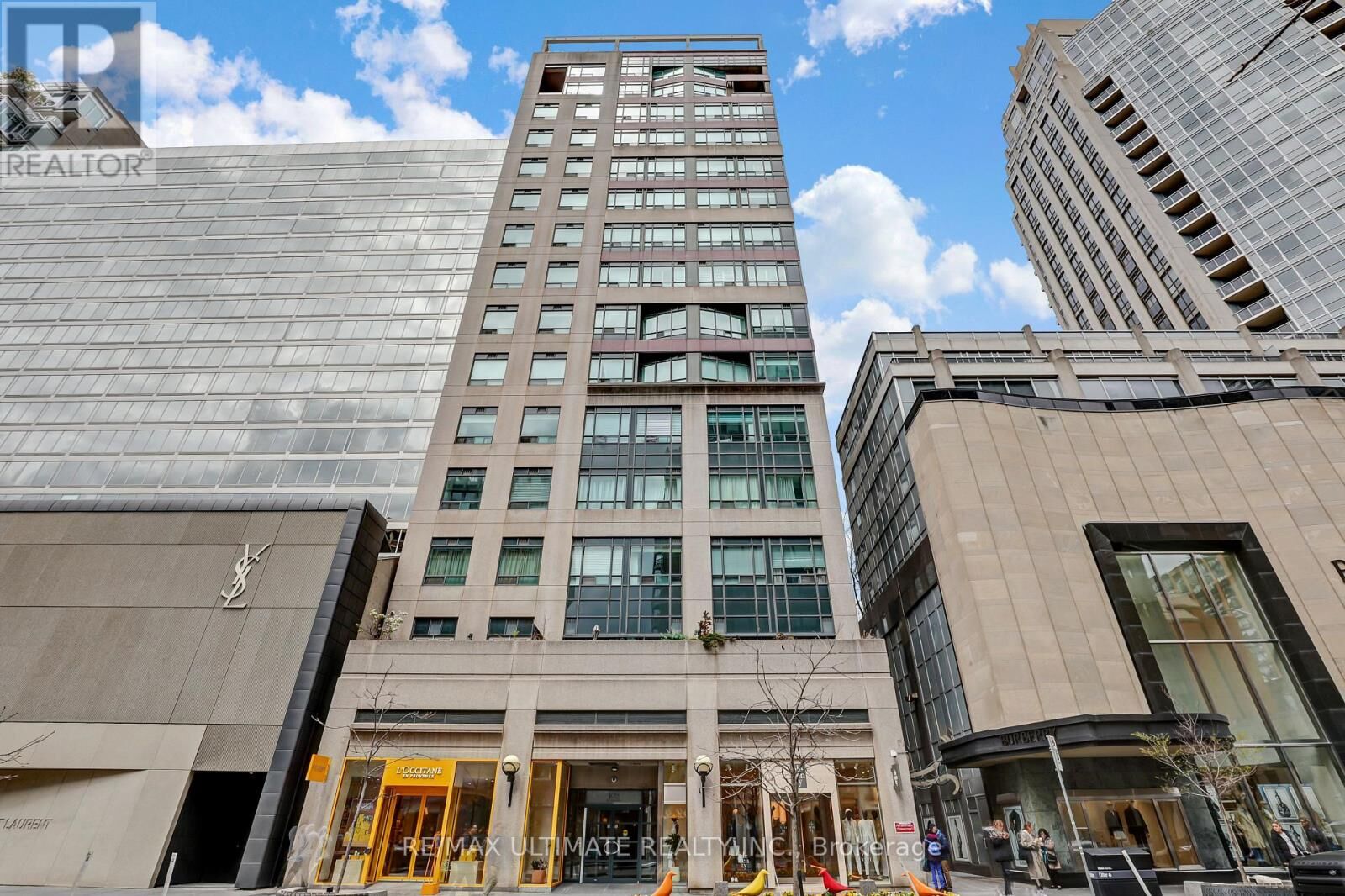 Property Photo: 102 Bloor Street West 605 ON M5S 1M8