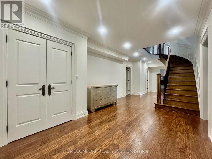 Property Photo: 192 Kingsdale Avenue Lower ON M2N 3W9