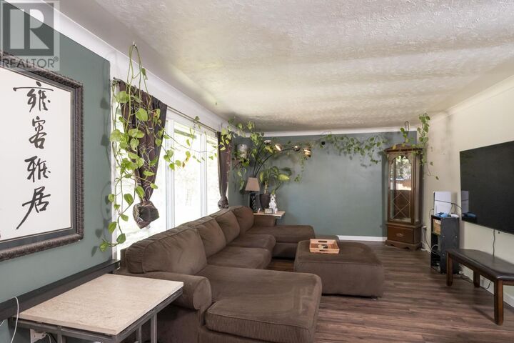 Property Photo:  6301 Loch Lomond Rd  ON P7K 1C1 