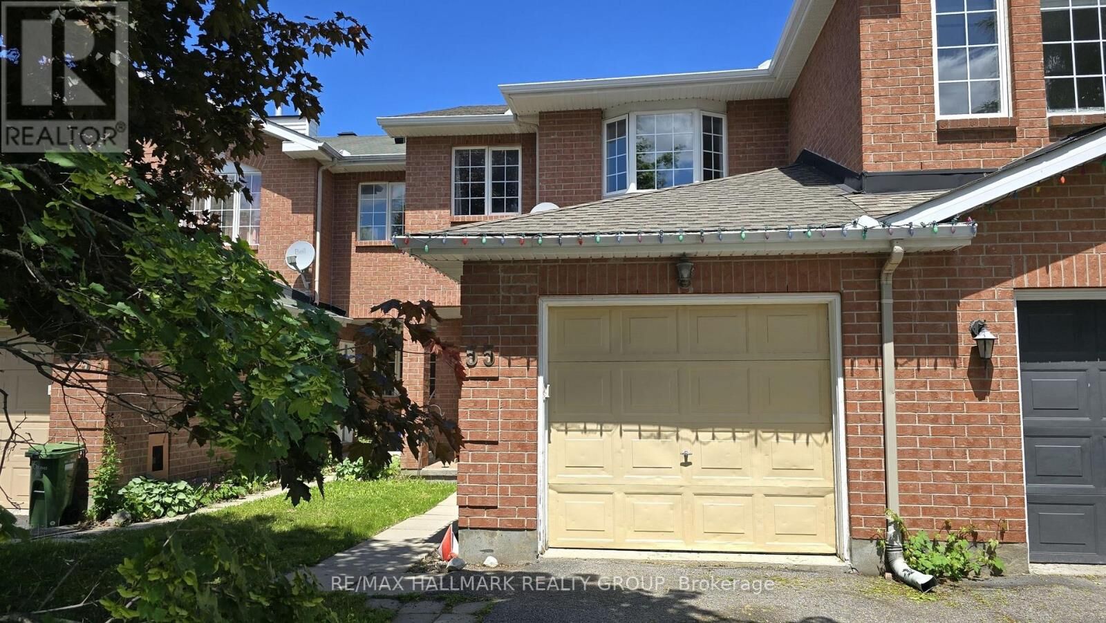 Property Photo:  55 Cohen Avenue  ON K2L 4E6 