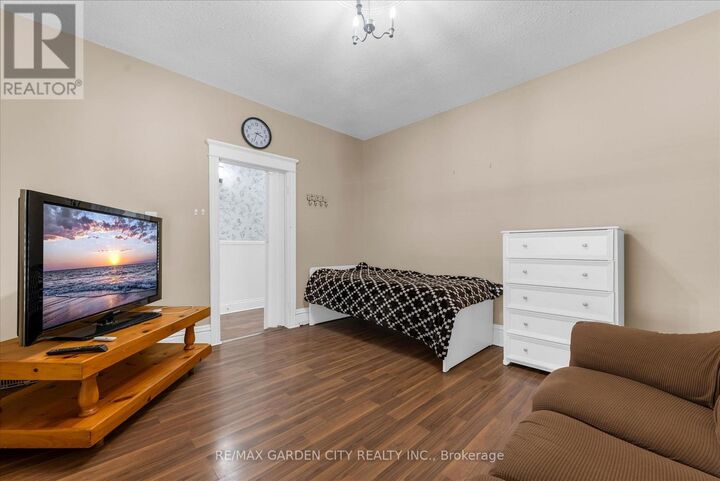 Property Photo: 205 Ferguson Avenue South Main ON L8N 2N2