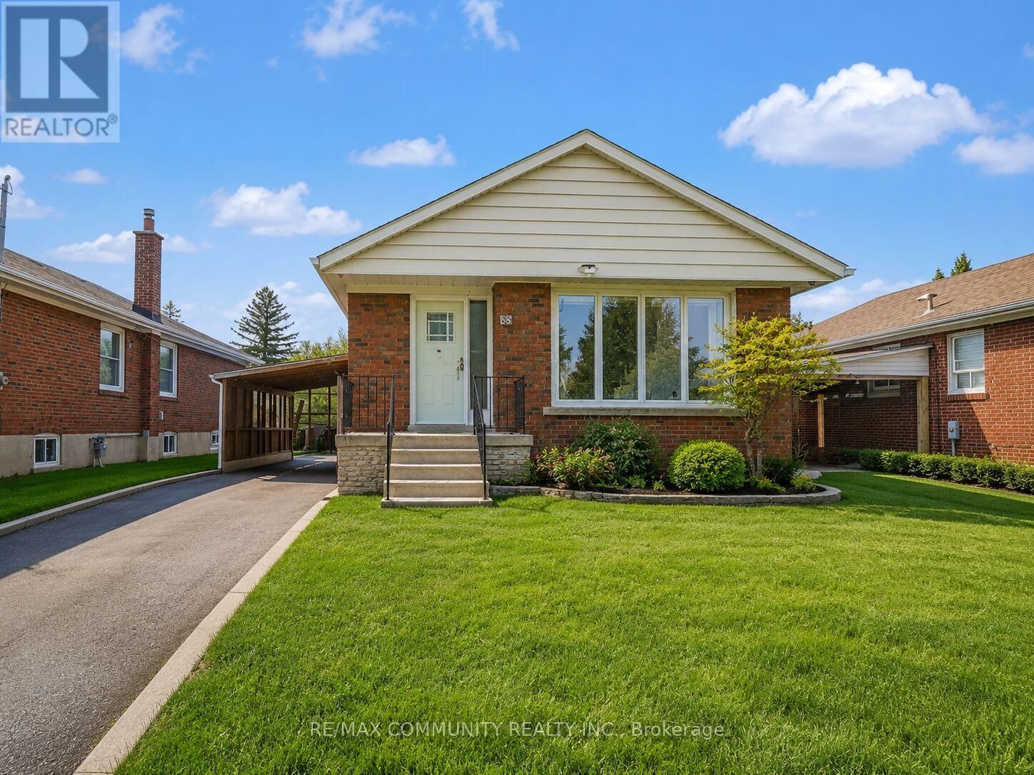 Property Photo: 58 Gully Drive Bsmt ON M1K 4W4