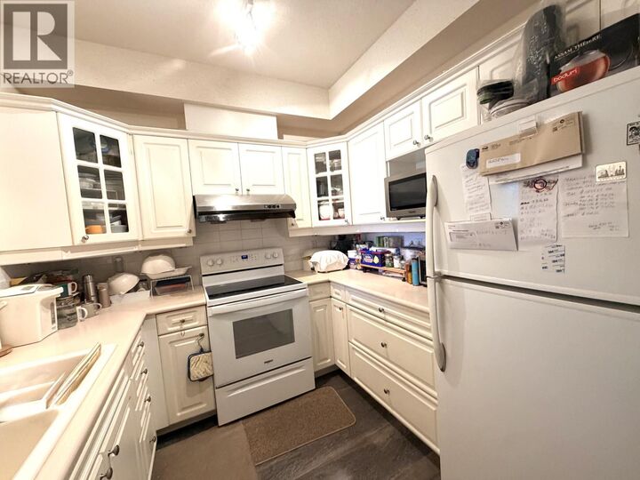 Property Photo:  360 East 36th Avenue 402  BC V5W 4B9 
