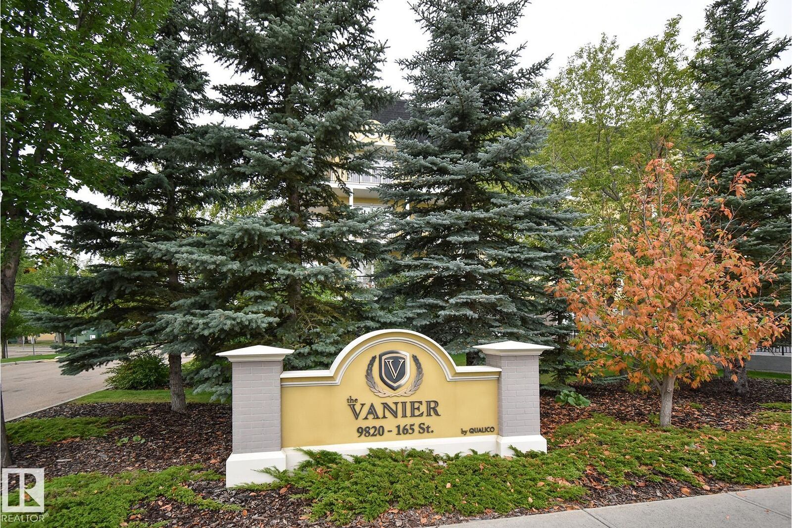 Property Photo: 9820 165 Street NW 314 AB T5P 0N3