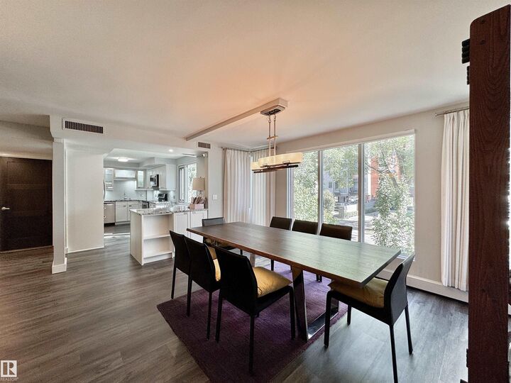 Property Photo:  10010 119 Street NW 201  AB T5K 1Y8 