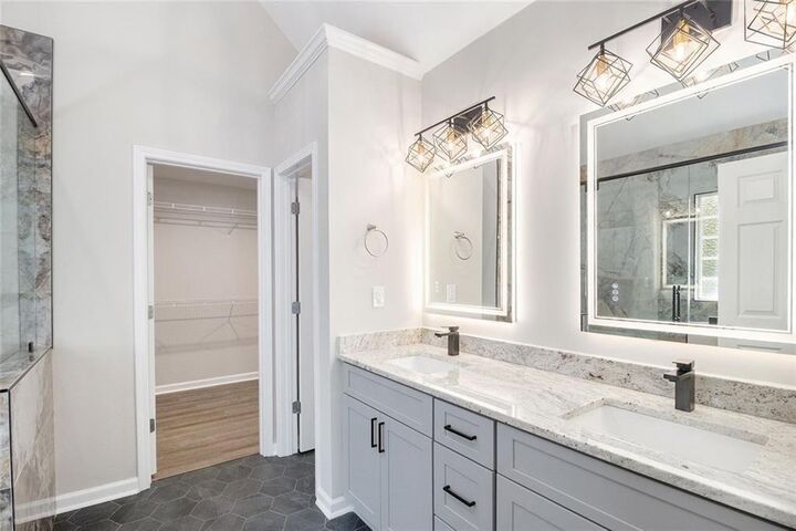Property Photo:  322 Westhill Drive  GA 30265 