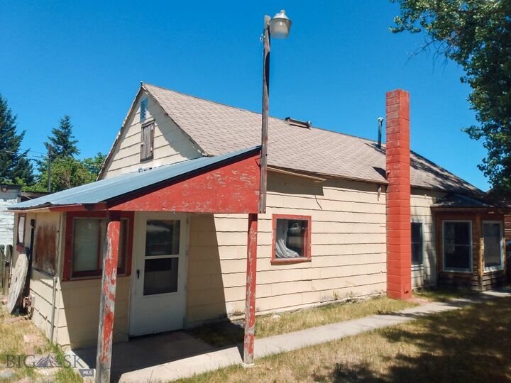 Property Photo: 313 Main Street MT 59643