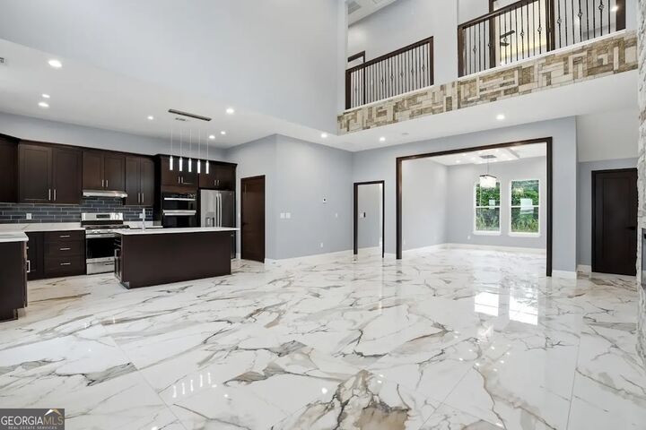 Property Photo: 1515 Grayson Parkway GA 30017